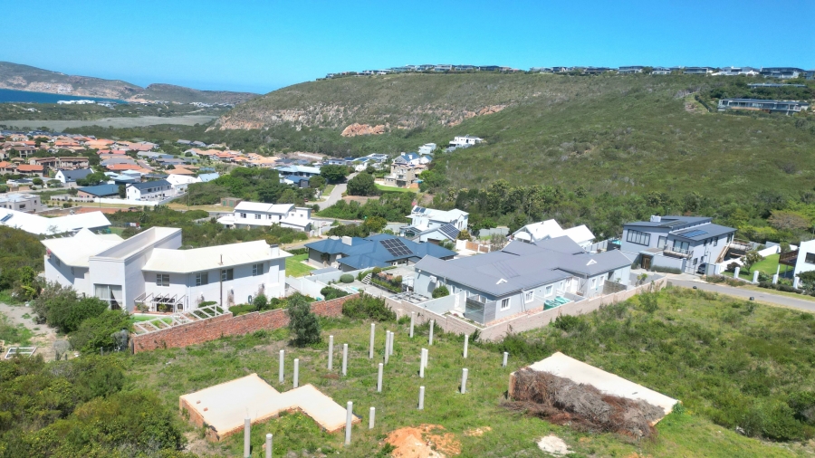 4 Bedroom Property for Sale in Whale Rock Western Cape